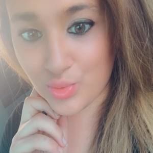 Meet your Posher, Hayley